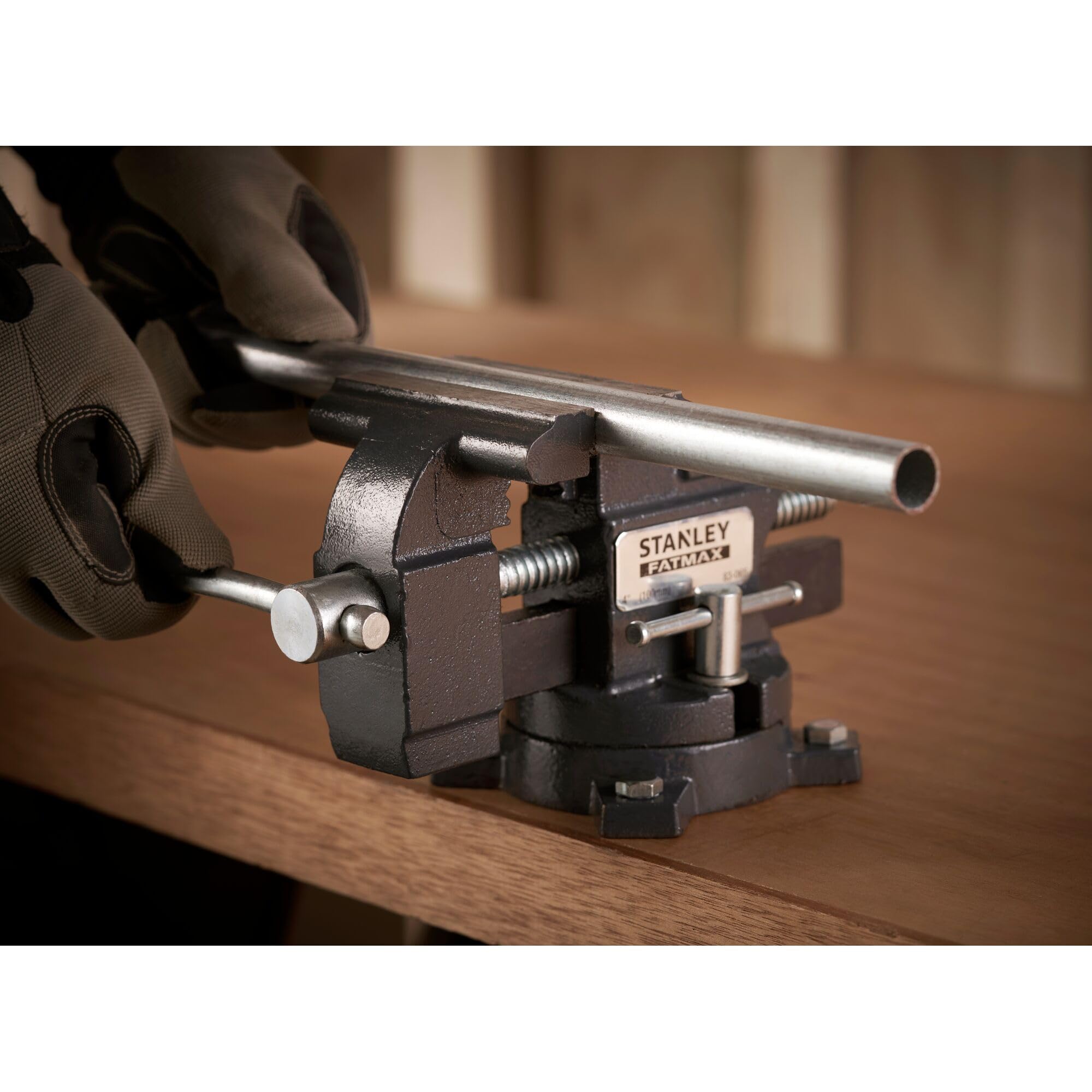 Stanley 183065 MaxSteel Light-Duty Vice 100mm 4 -inch, 1110kg